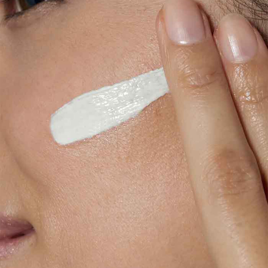 لوسیون ضدآفتاب بی رنگ SPF50 مدل AM حجم 52 میل سراوی | Cerave - Image 3